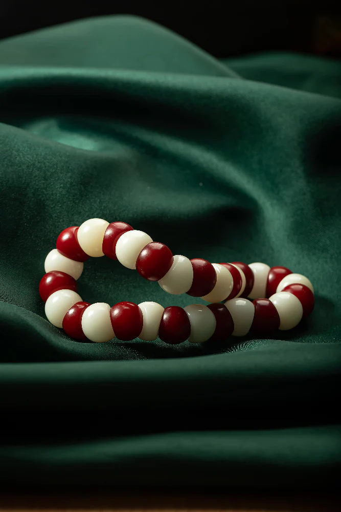 Candy Cane RuaRua Fidget - Image 4
